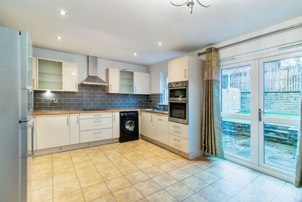 Property photo 3 of 16 Picture No. 51