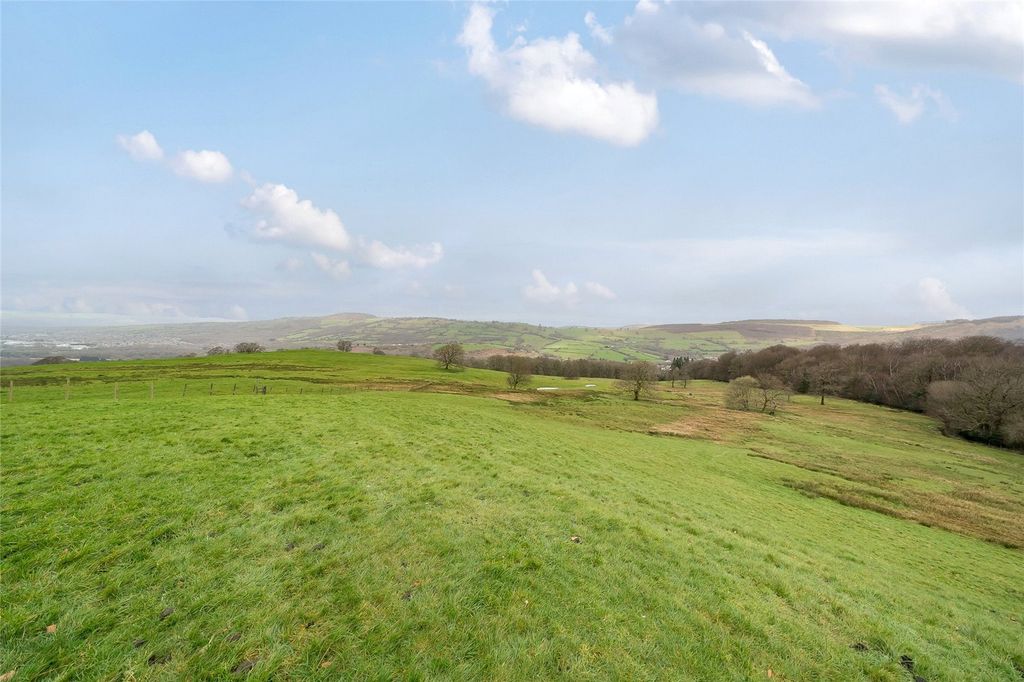 Property photo 1 of 13 Picture No. 01