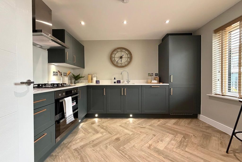 Property photo 3 of 17 With Energy Efficient Appliances