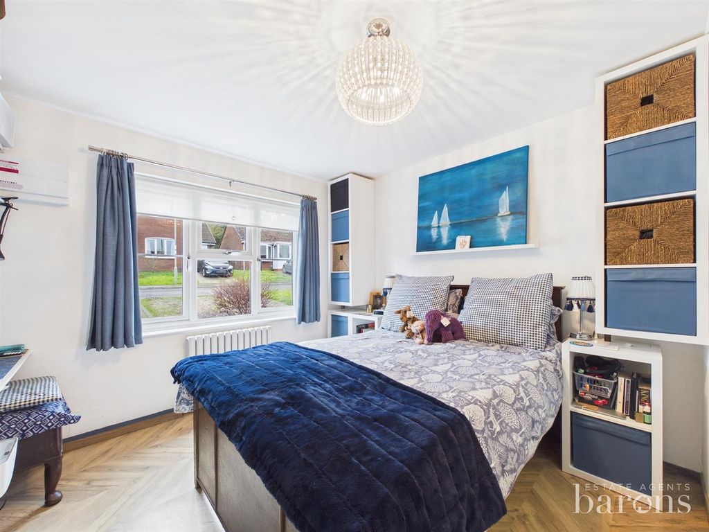 Property photo 2 of 19 Cam05500G0-Pr0133-Still031.Jpg