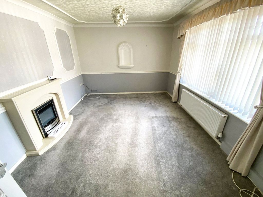 Property photo 3 of 10 Picture No. 27