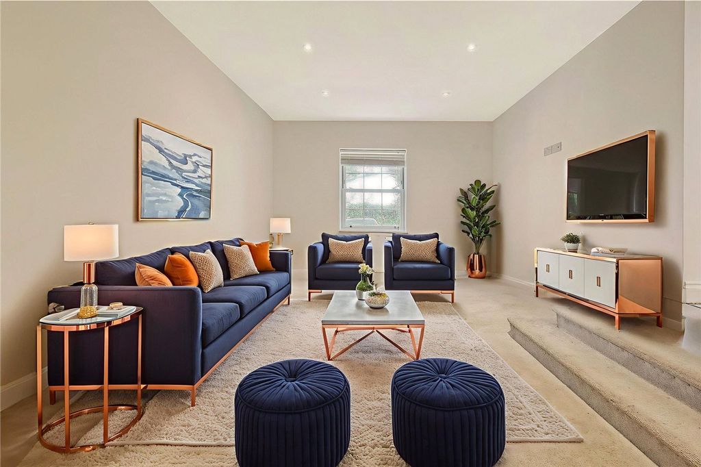 Property photo 2 of 6 Picture No. 26