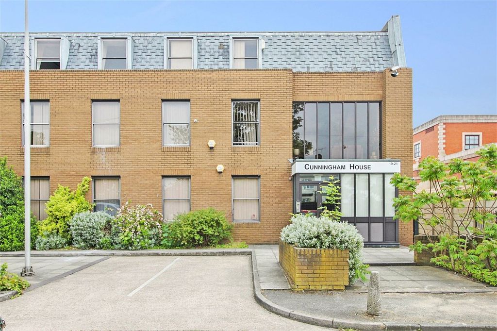 Property photo 1 of 1