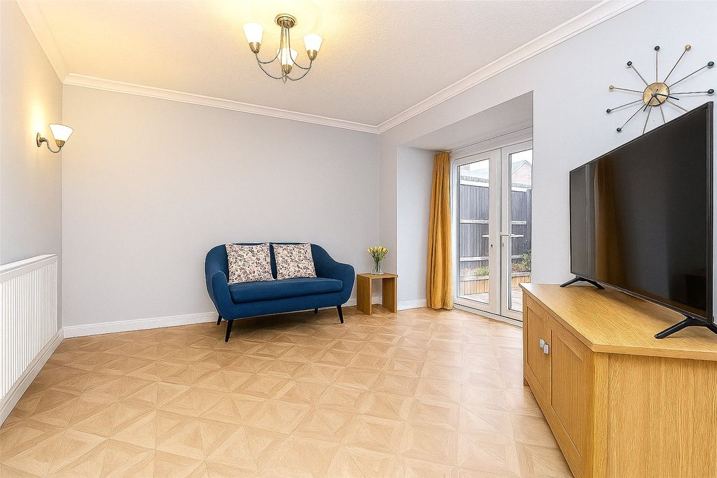 Property photo 2 of 13 Picture No. 84