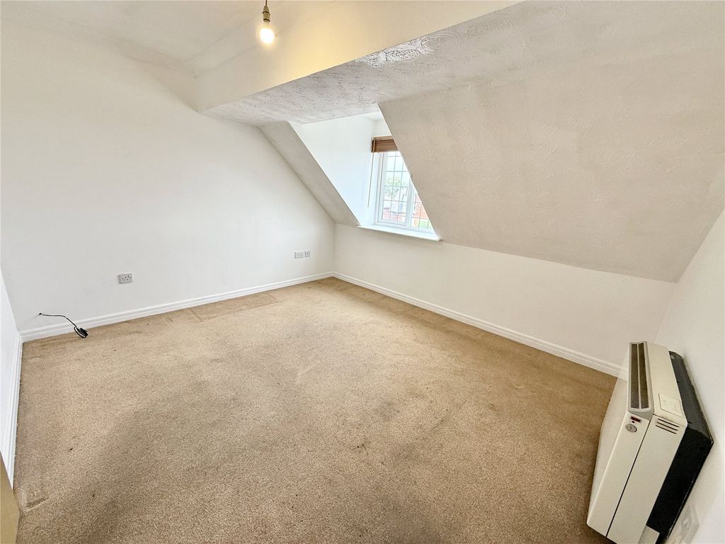 Property photo 3 of 9 Picture No. 05