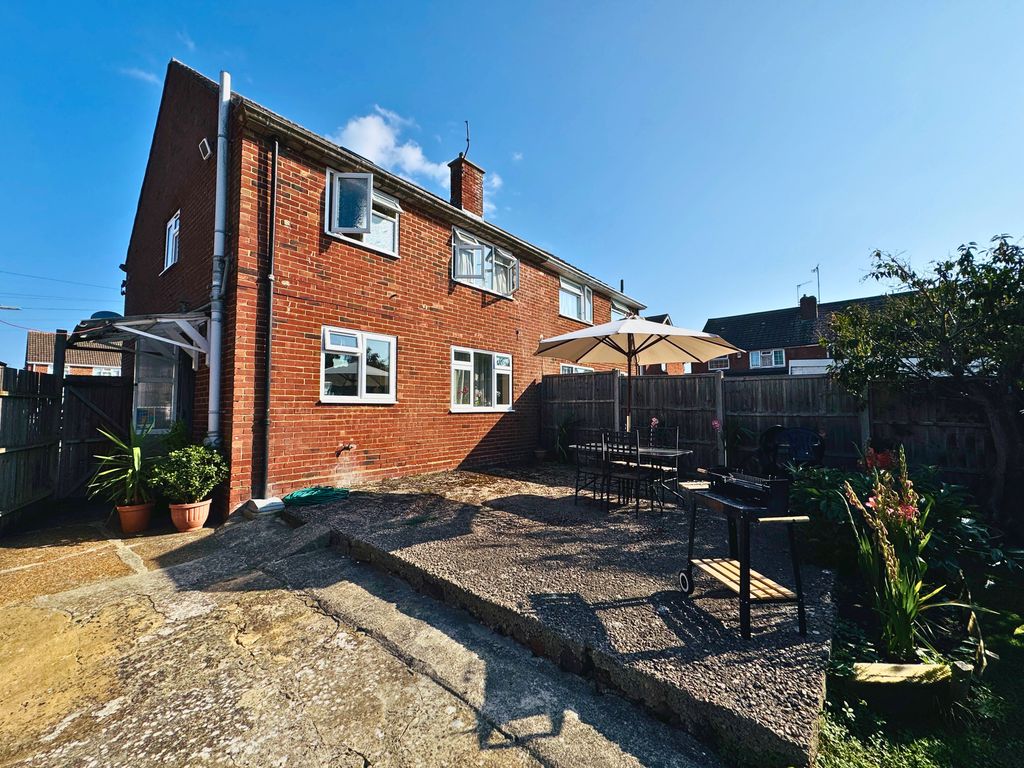 Property photo 2 of 19