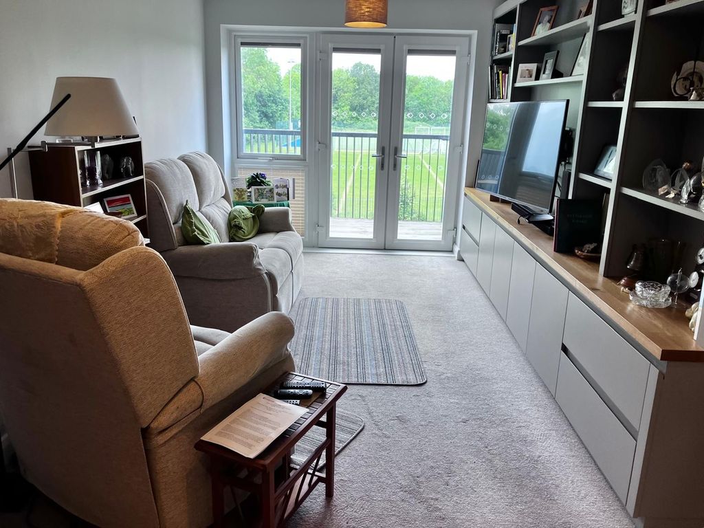 Additional image 7 of 2 bed flat for saleOld Schools Lane, Epsom KT17