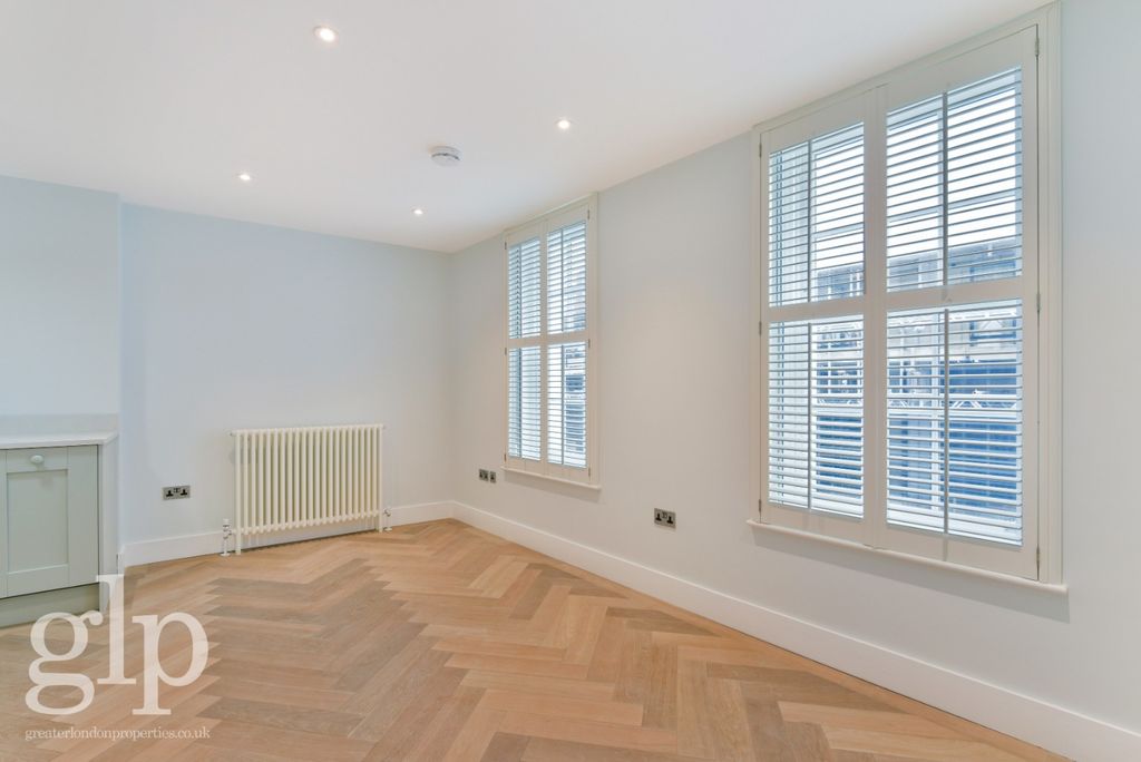 Property photo 3 of 12 3971036