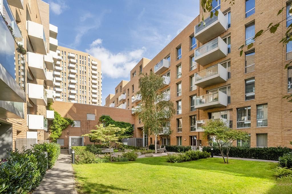 Property photo 1 of 2