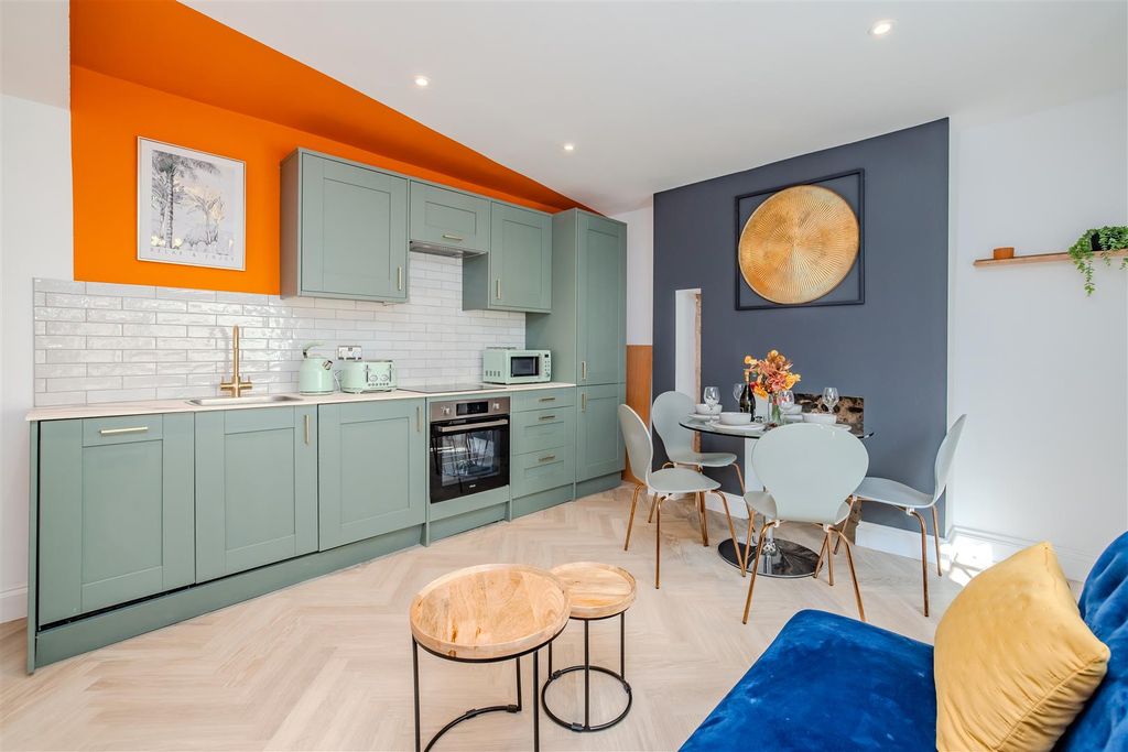 Property photo 3 of 6 23096107.Jpg