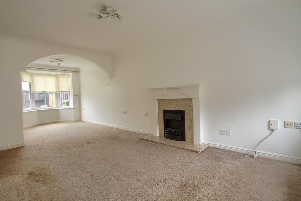 Property photo 1 of 10 Or3.Jpg
