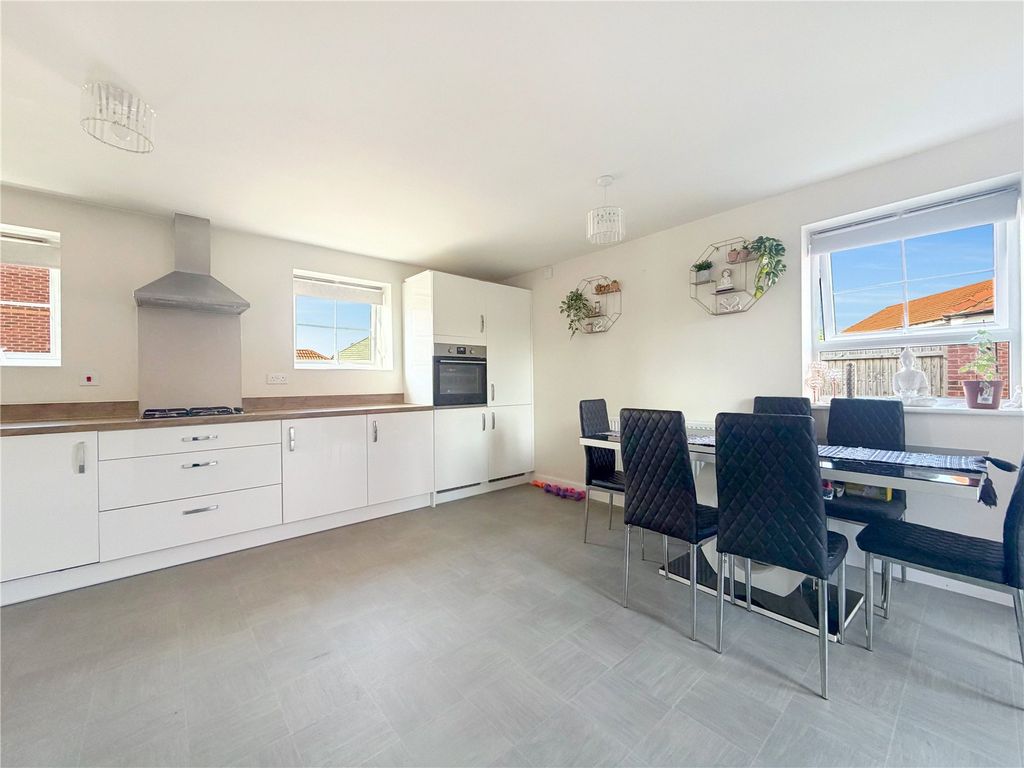 Property photo 3 of 26 Kitchen Diner