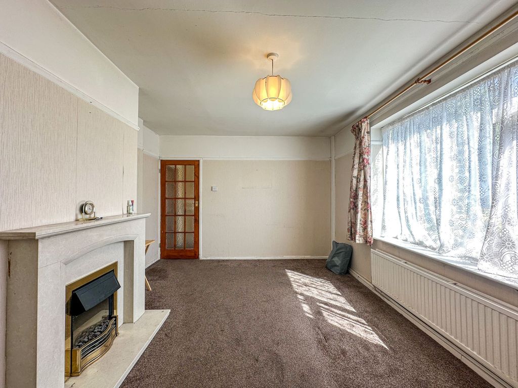 Property photo 3 of 26