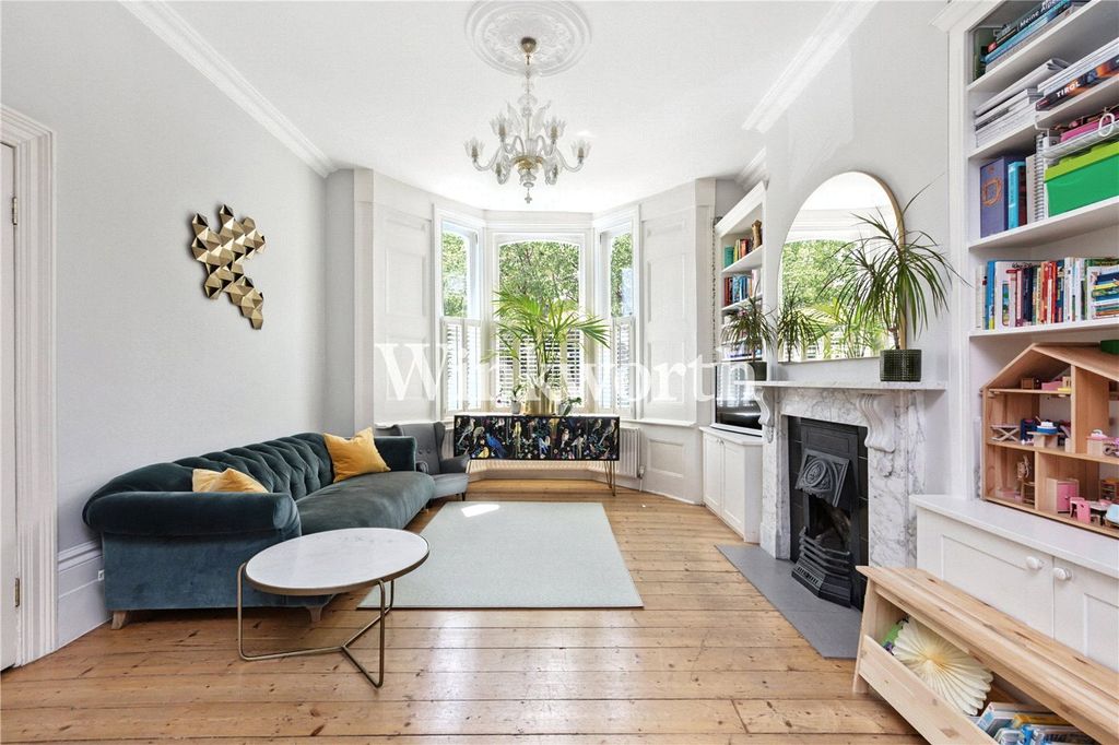 Property photo 2 of 18 Picture No. 04