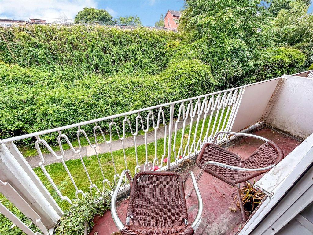 Property photo 2 of 13 Picture No. 30