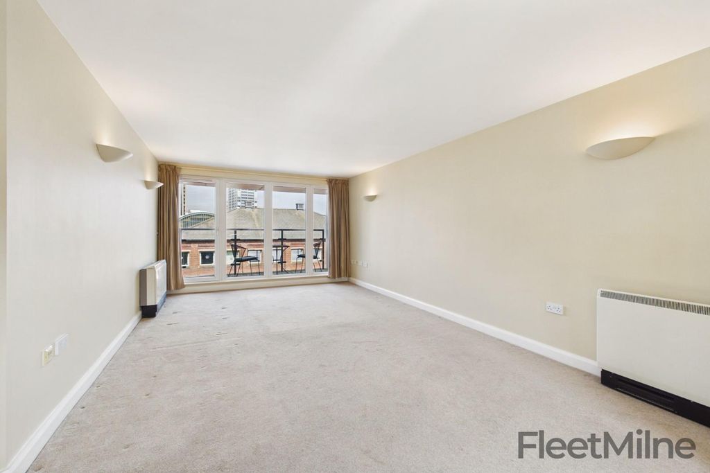 Property photo 1 of 19 Living Area