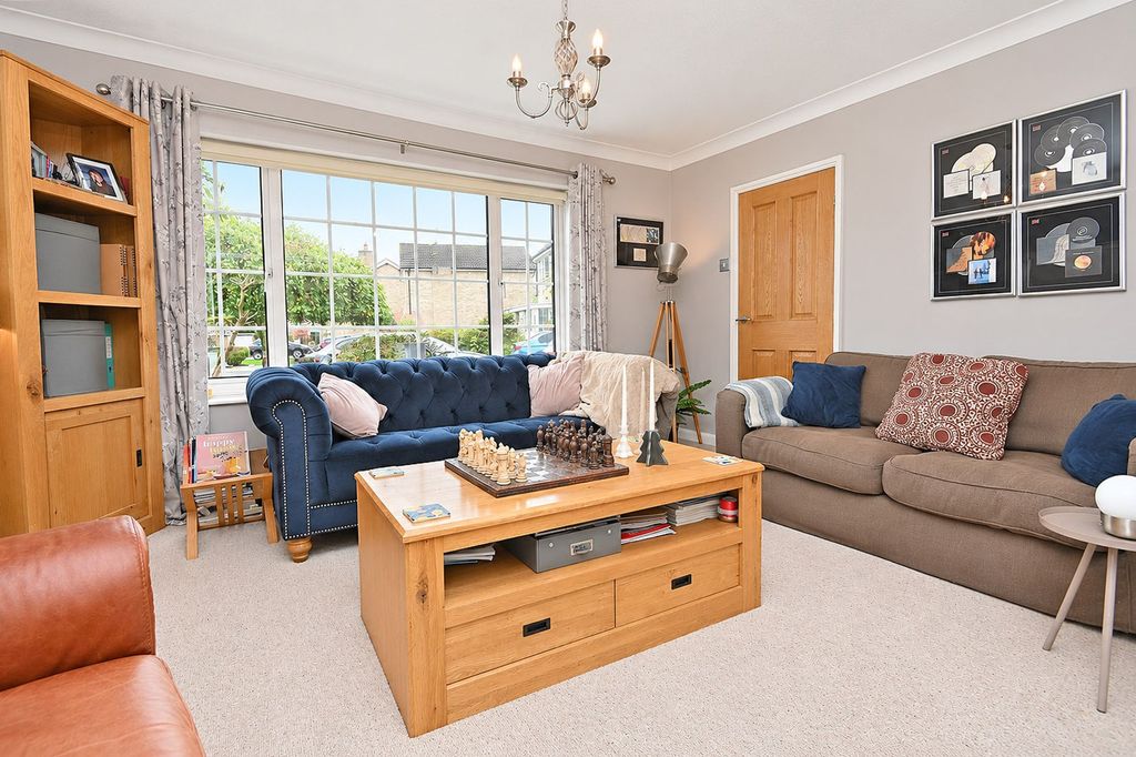Property photo 3 of 19