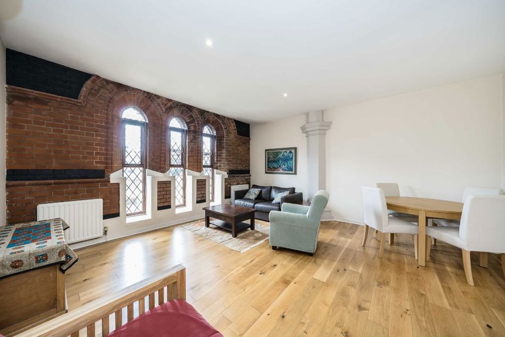 Property photo 2 of 4
