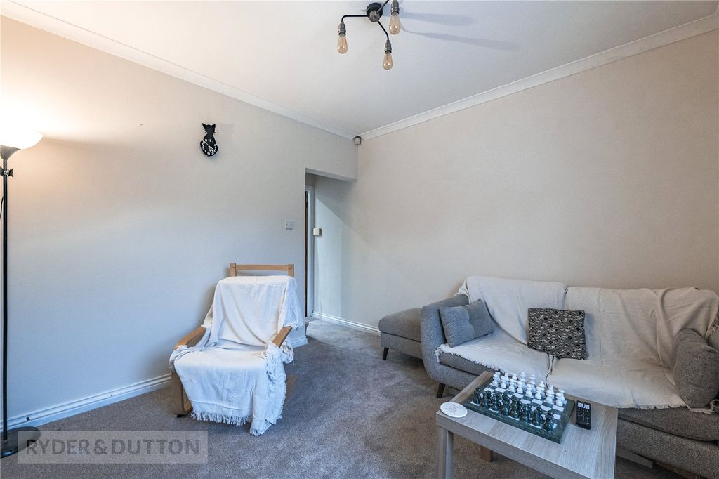 Property photo 3 of 19 Living Room