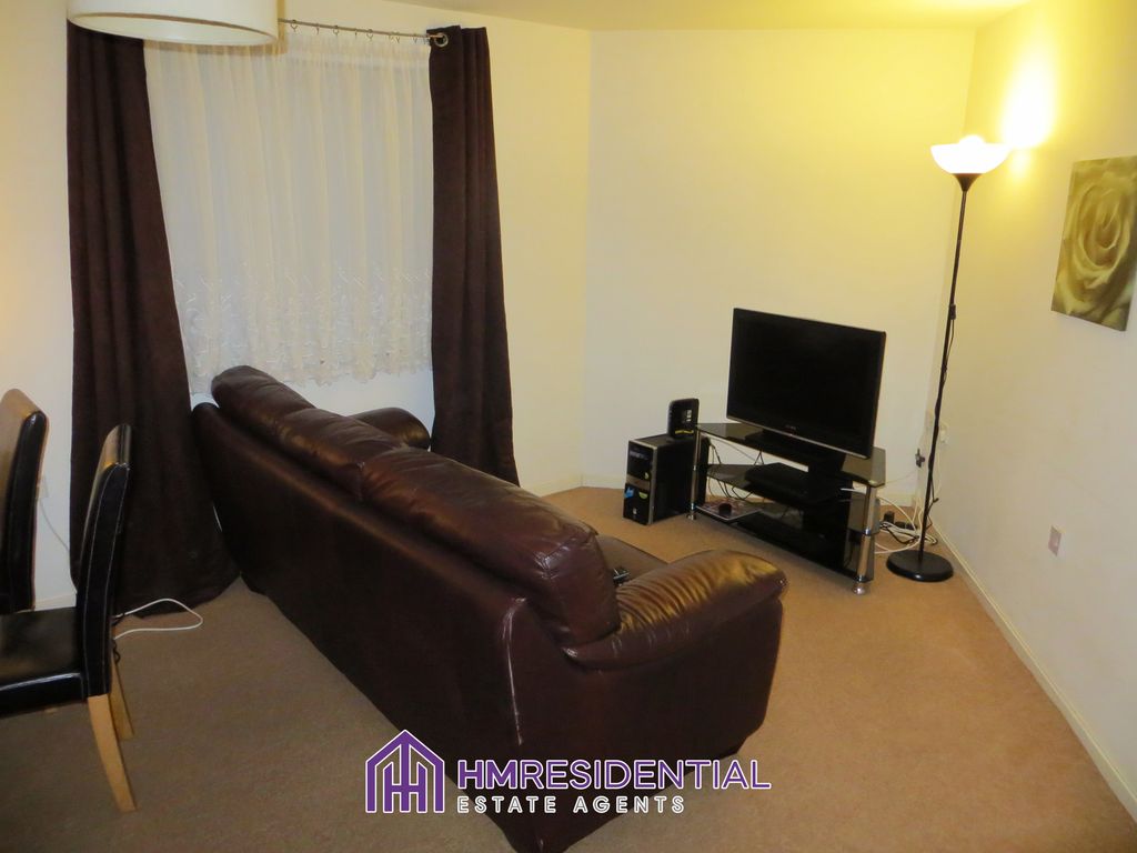 Property photo 3 of 8