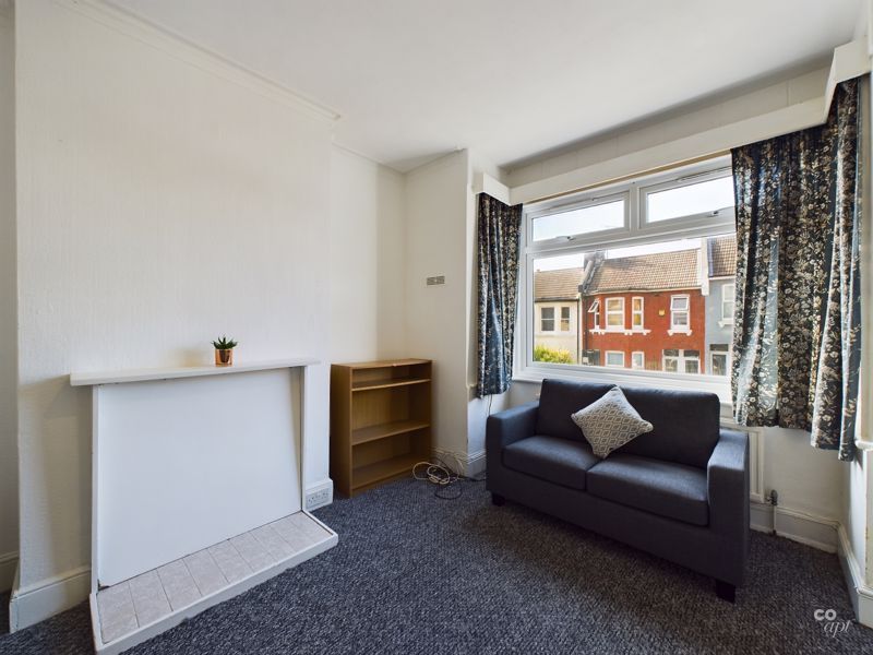 Property photo 2 of 8 Photo 20