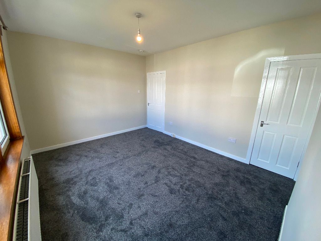 Property photo 3 of 12 Photo 3