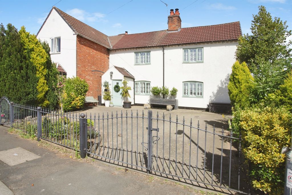 Property photo 1 of 23
