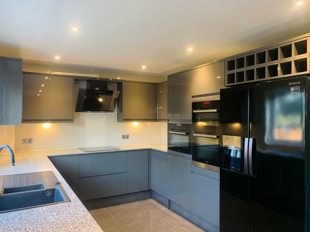 Property photo 3 of 12 View