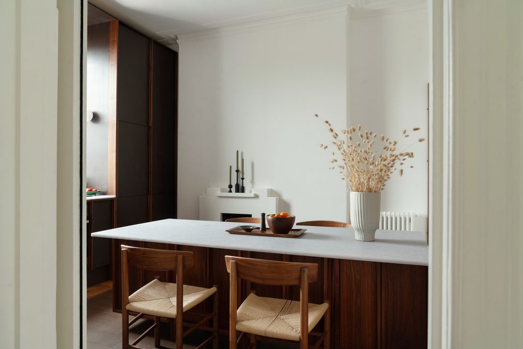 Property photo 1 of 31 308565 - Barons-Court-Road-13.Jpg
