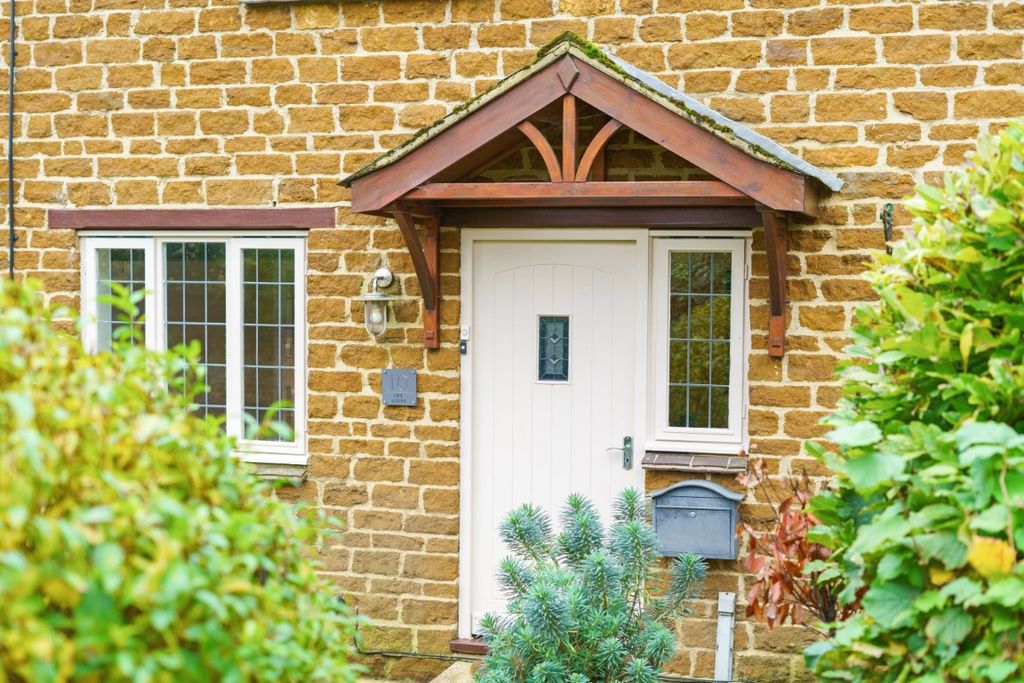 Property photo 1 of 26