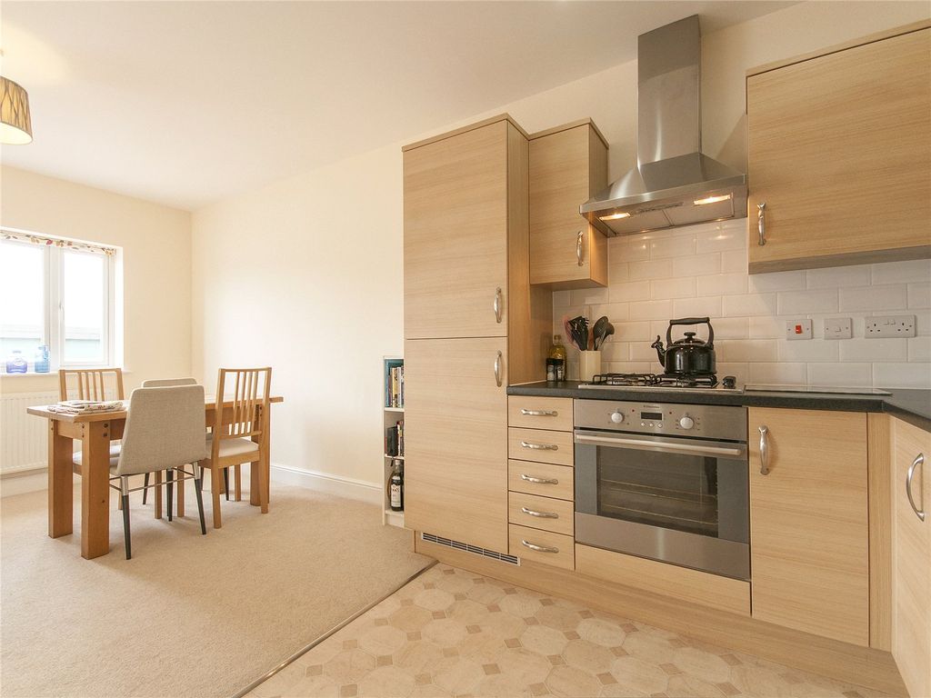 Property photo 3 of 10 Picture No. 24