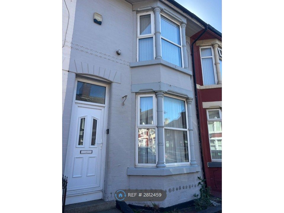 Property photo 1 of 12