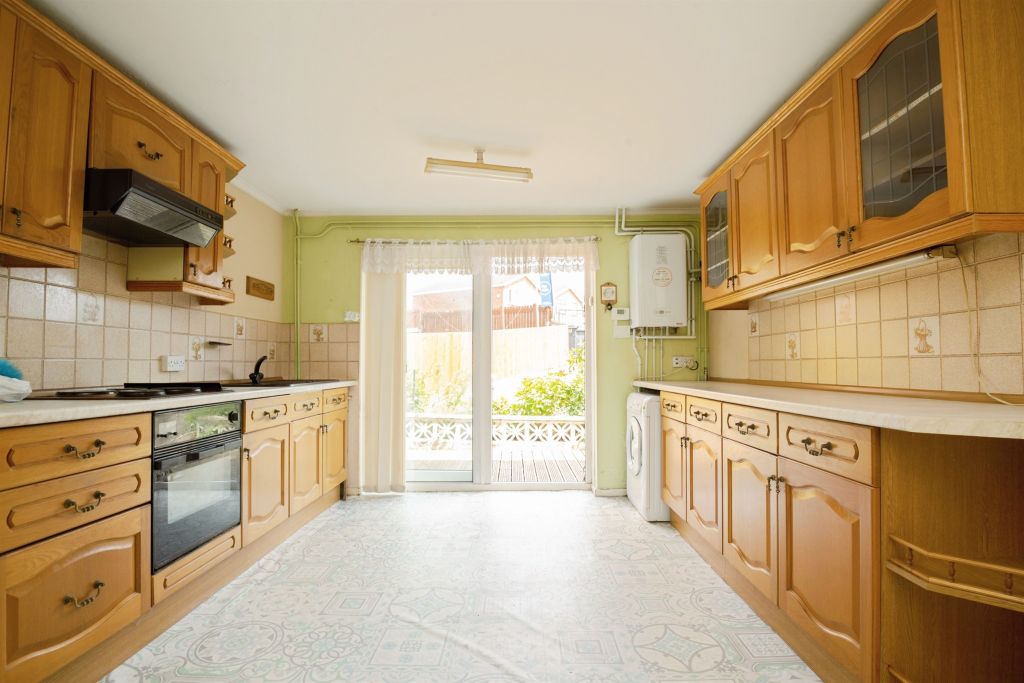 Property photo 2 of 17