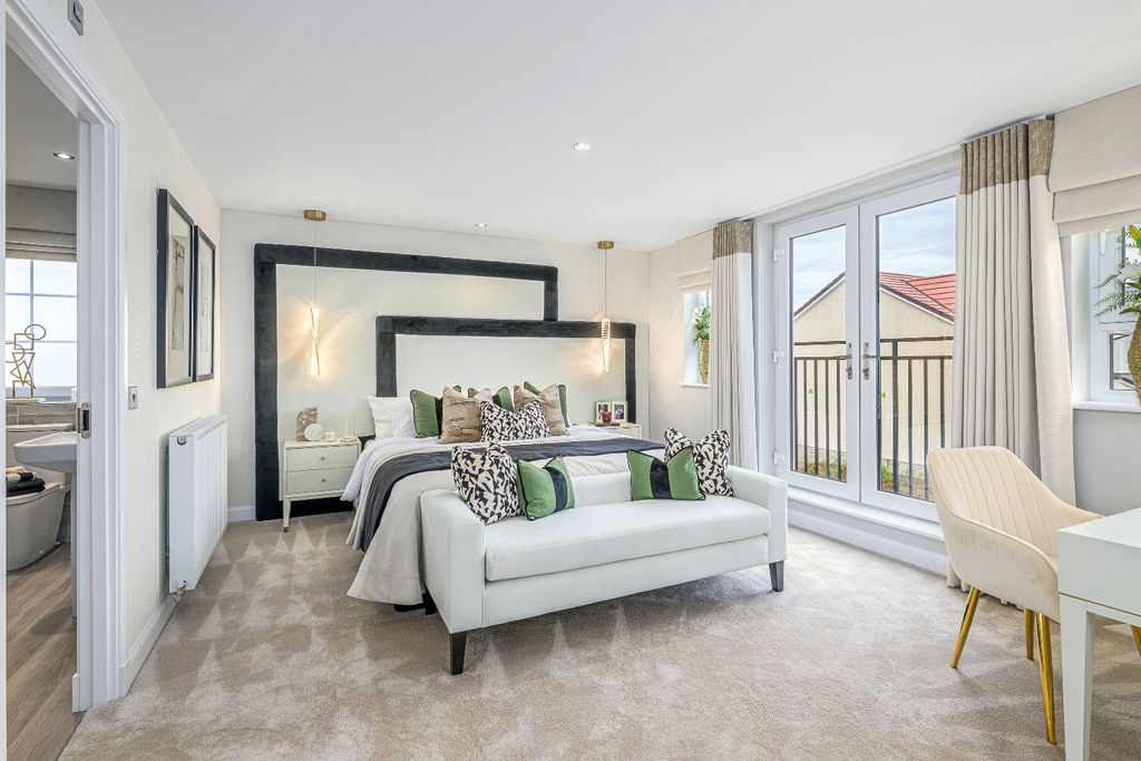 Property photo 1 of 10 Dwh Bangour Village Main Bedroom