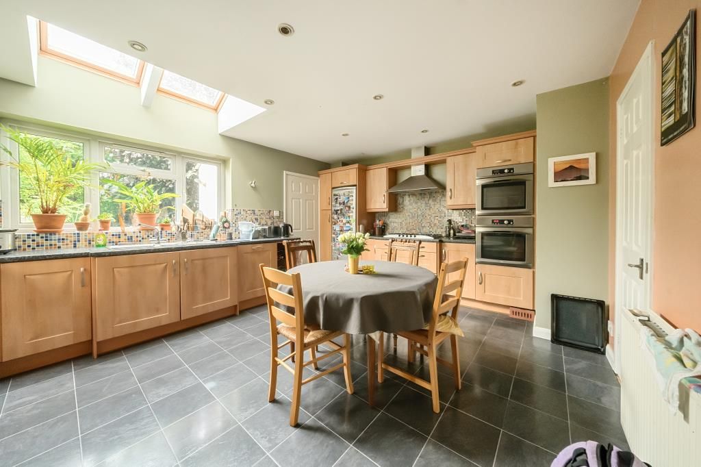 Property photo 2 of 21 Dining  / Kitchen