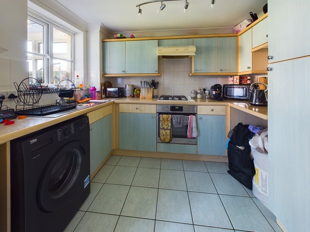 Property photo 2 of 14