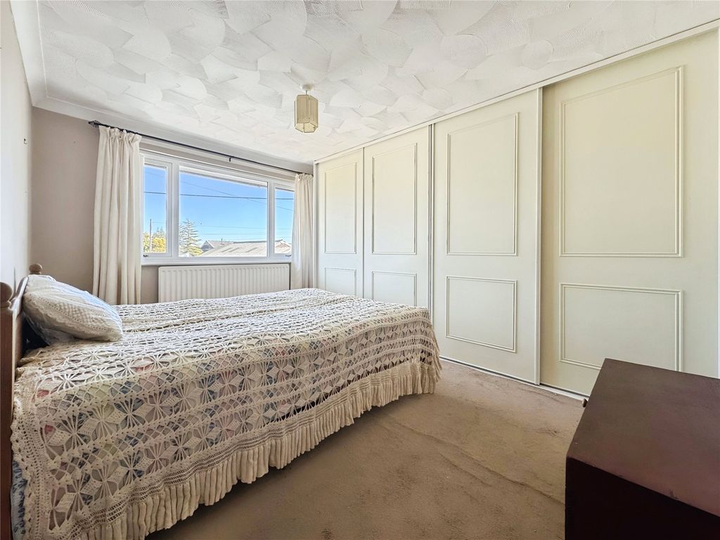 Property photo 2 of 14 Bedroom 1