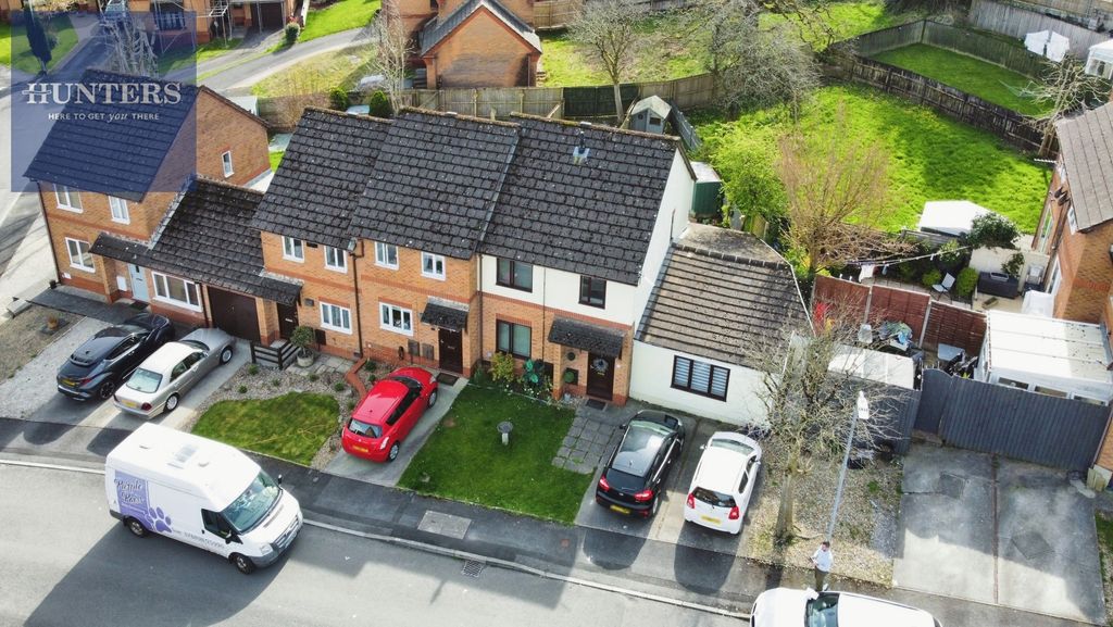 Property photo 1 of 17 Pbox-Img.Jpg