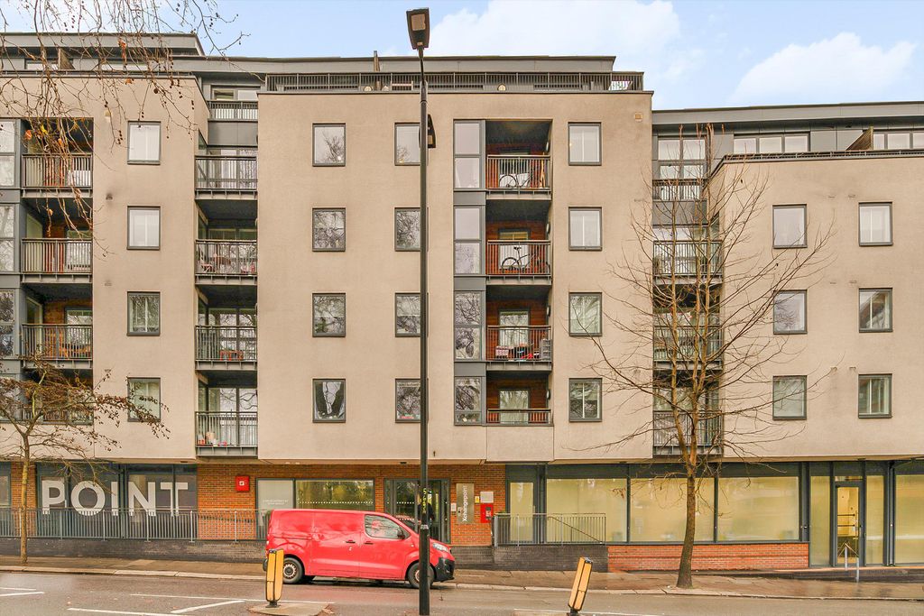 Property photo 1 of 9 Image