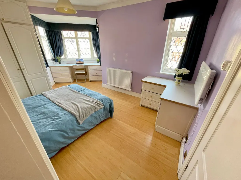 Property photo 2 of 8