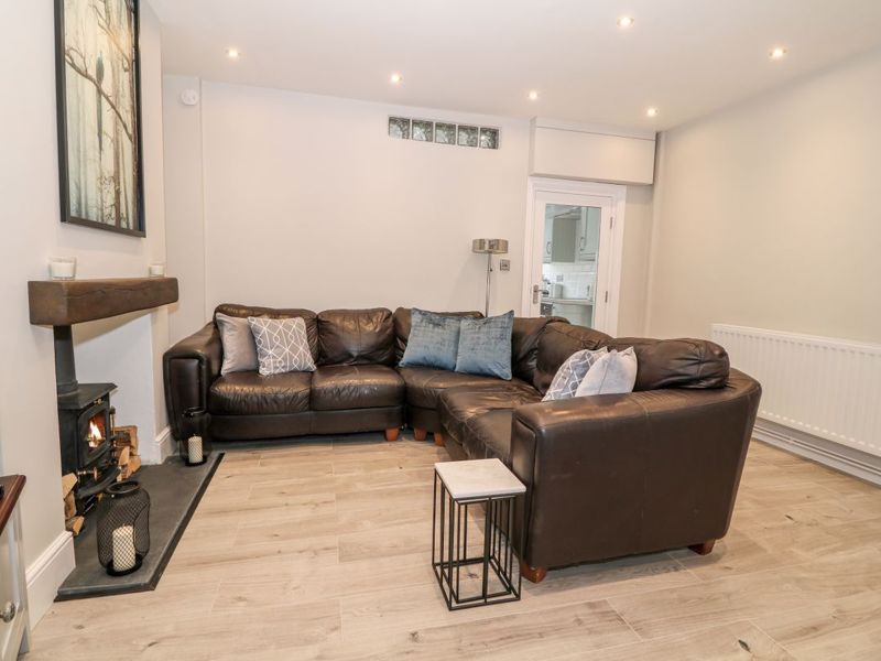 Property photo 2 of 18 Photo 2