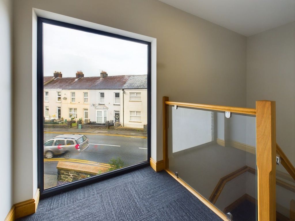 Property photo 2 of 10 Image 2