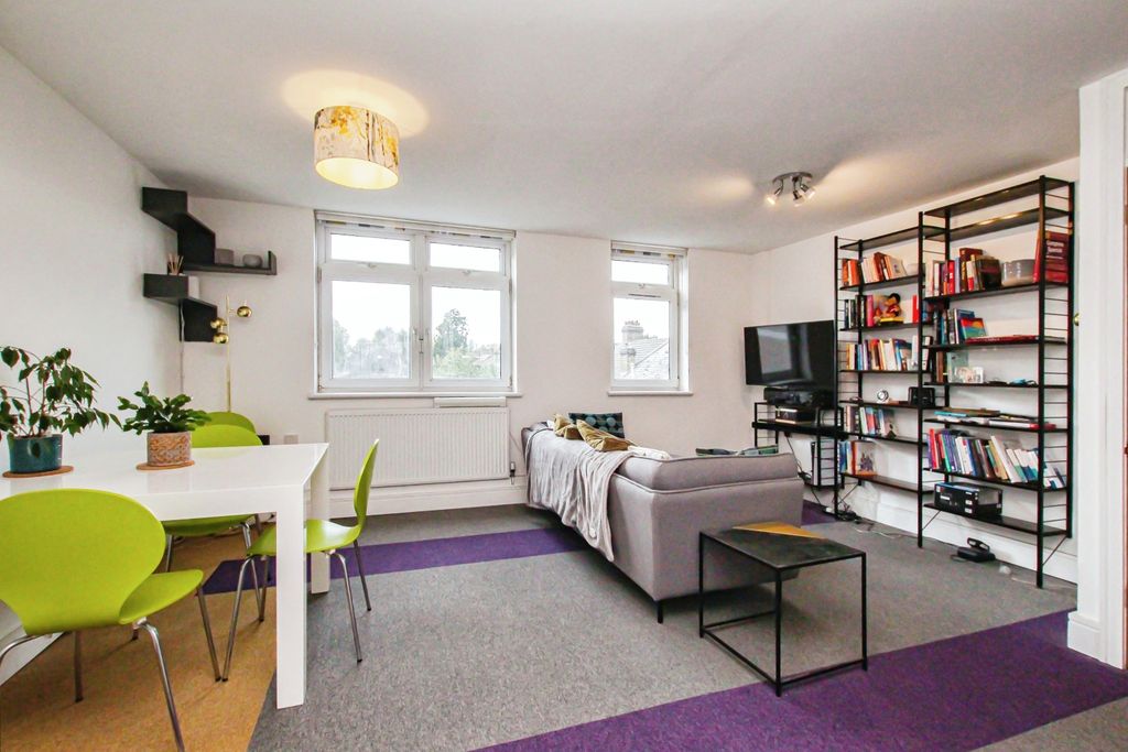 Property photo 1 of 20 Img_9338