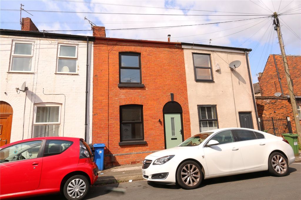 Property photo 2 of 10 Picture No. 12