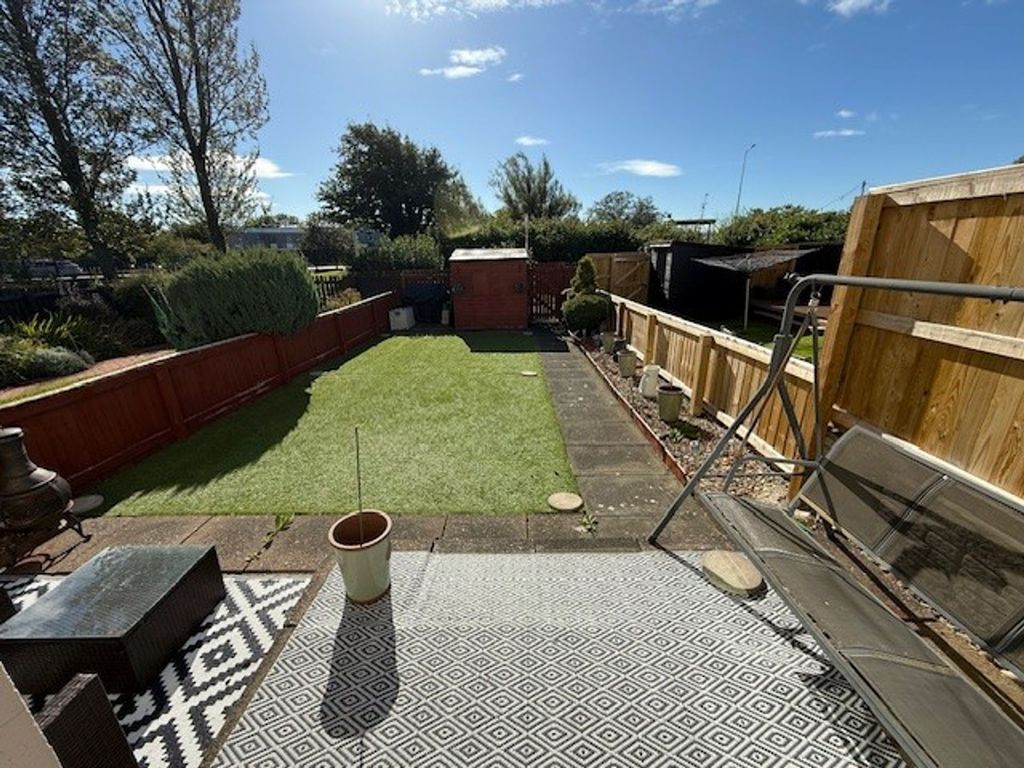 Property photo 2 of 15