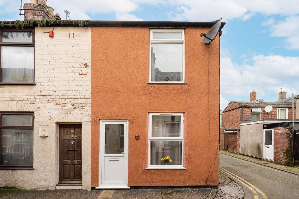 Property photo 1 of 11