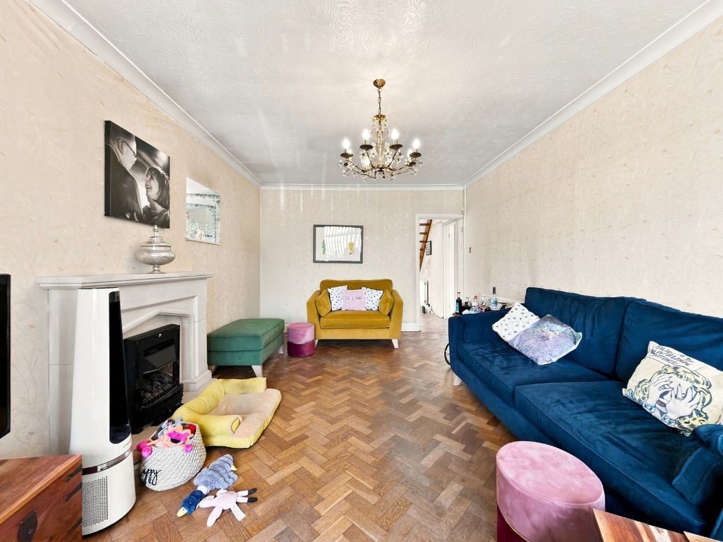 Property photo 3 of 21 50869910