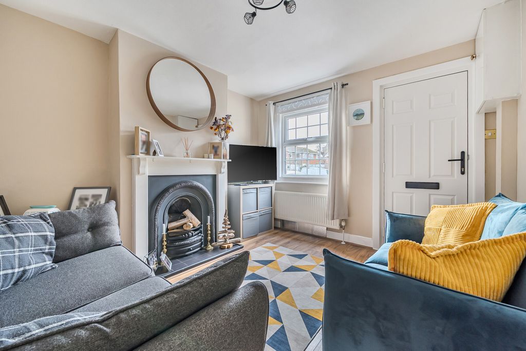 Property photo 3 of 18 1403457-1-697373A...