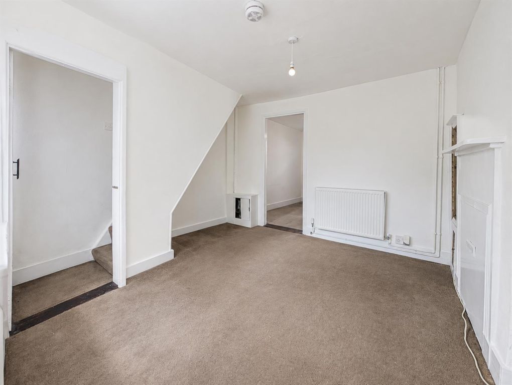 Property photo 2 of 16 1000060333.Png
