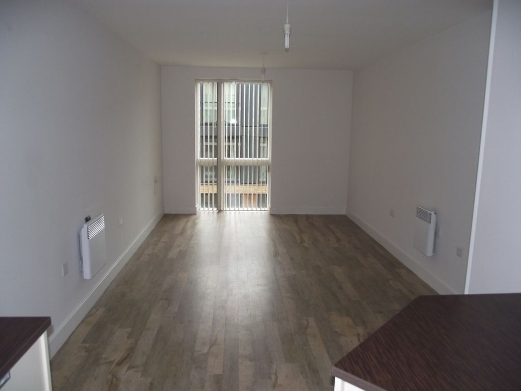 Property photo 2 of 5 140 Iland 007